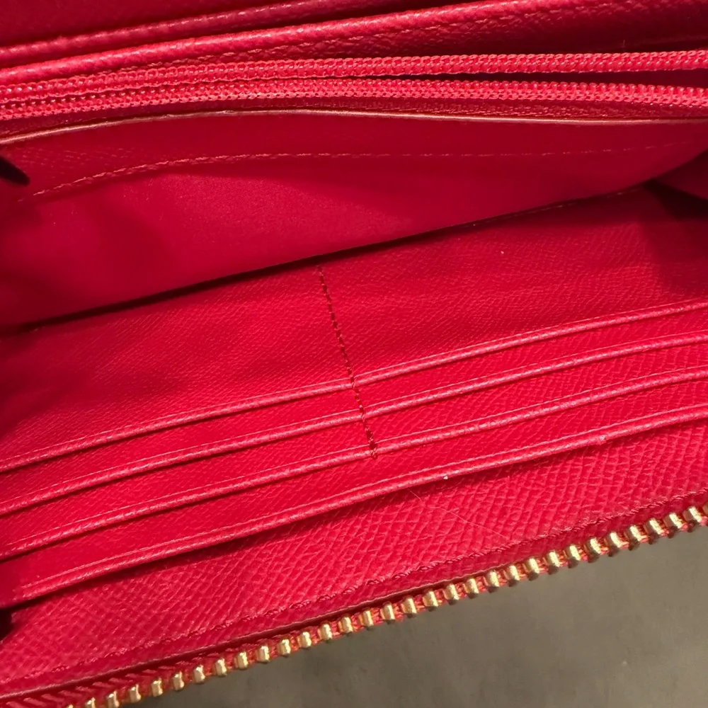 Authentic Coach Quilted Red Wallet - Picture 7 of 10